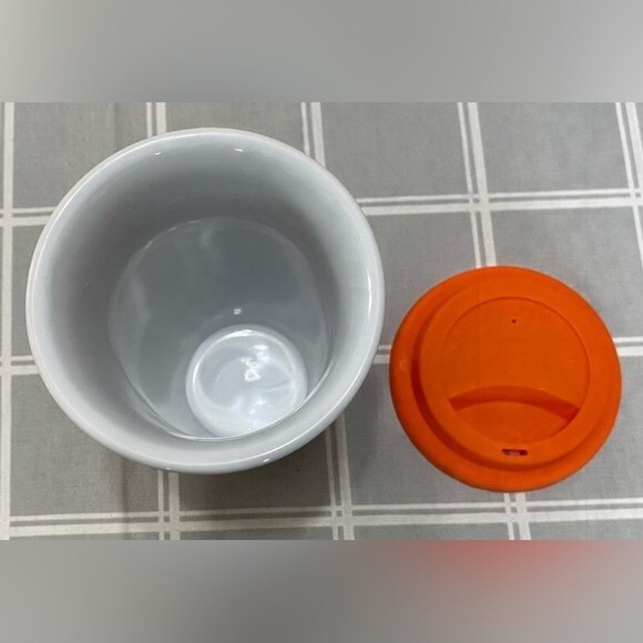 Reese's Peanut Butter Cup 12 oz Ceramic Cup Travel Mug with silicone grip & lid - Picture 6 of 7